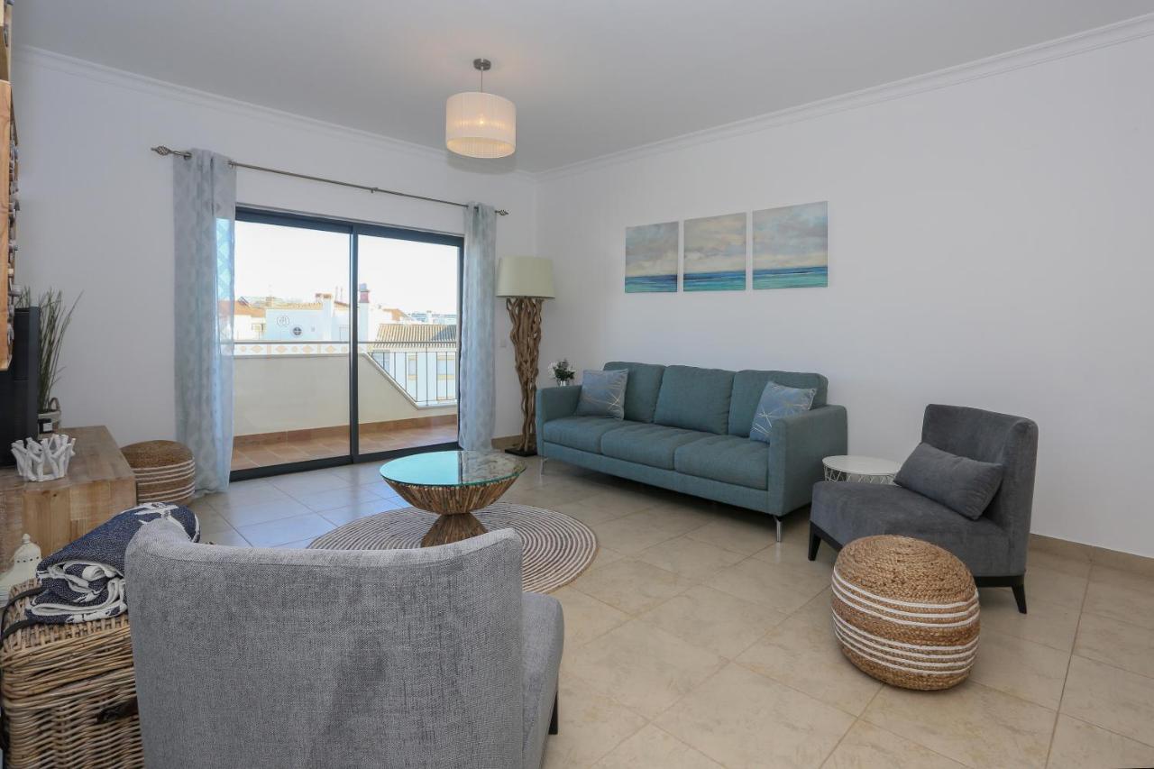 3 Bedroom Apartment With Indoor Pool Central Lagos Kültér fotó