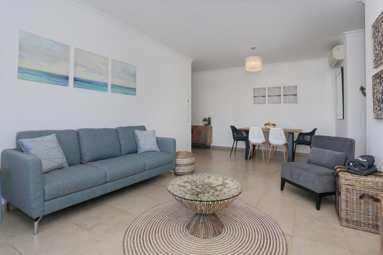 3 Bedroom Apartment With Indoor Pool Central Lagos Kültér fotó
