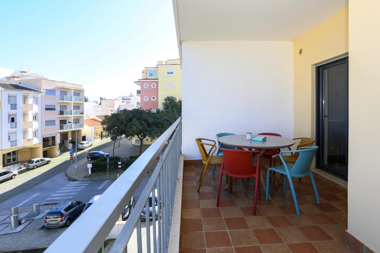 3 Bedroom Apartment With Indoor Pool Central Lagos Kültér fotó