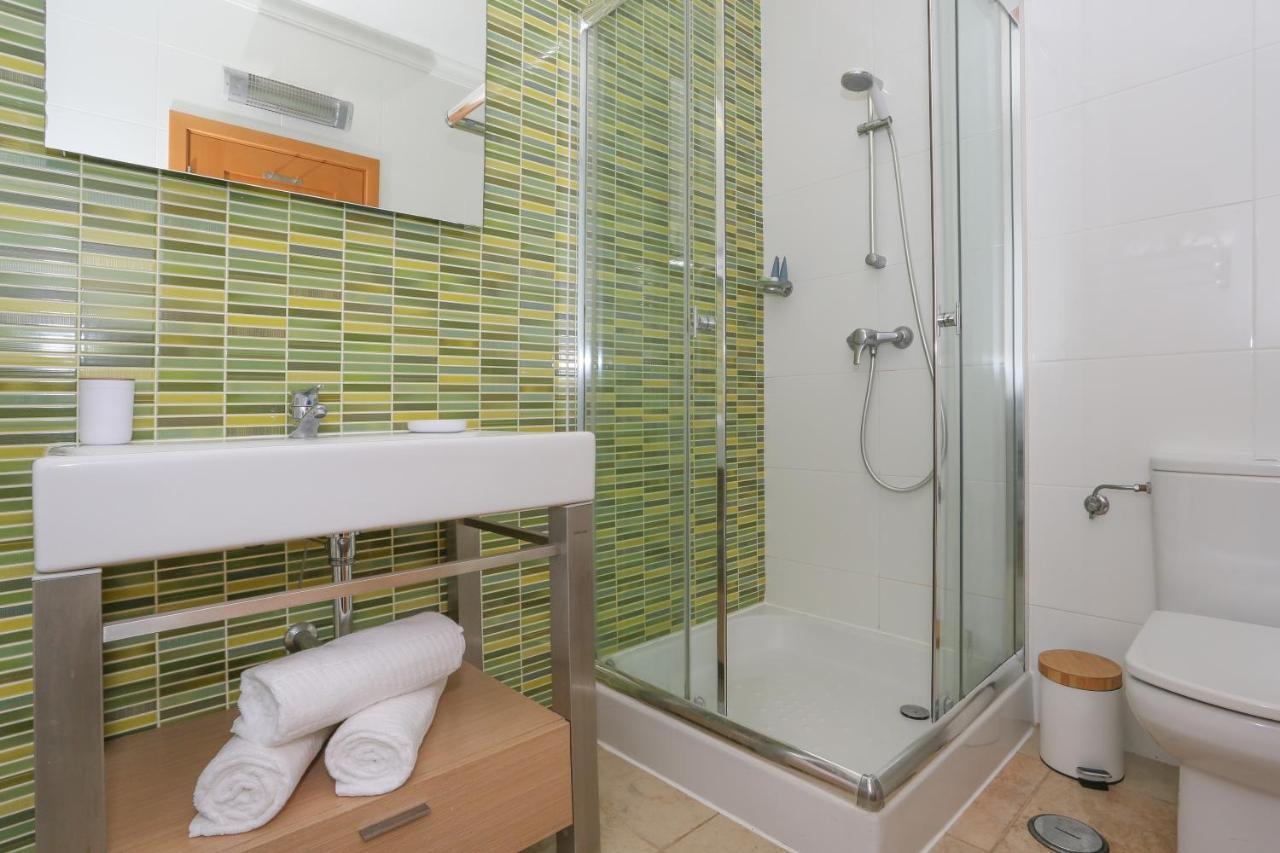 3 Bedroom Apartment With Indoor Pool Central Lagos Kültér fotó