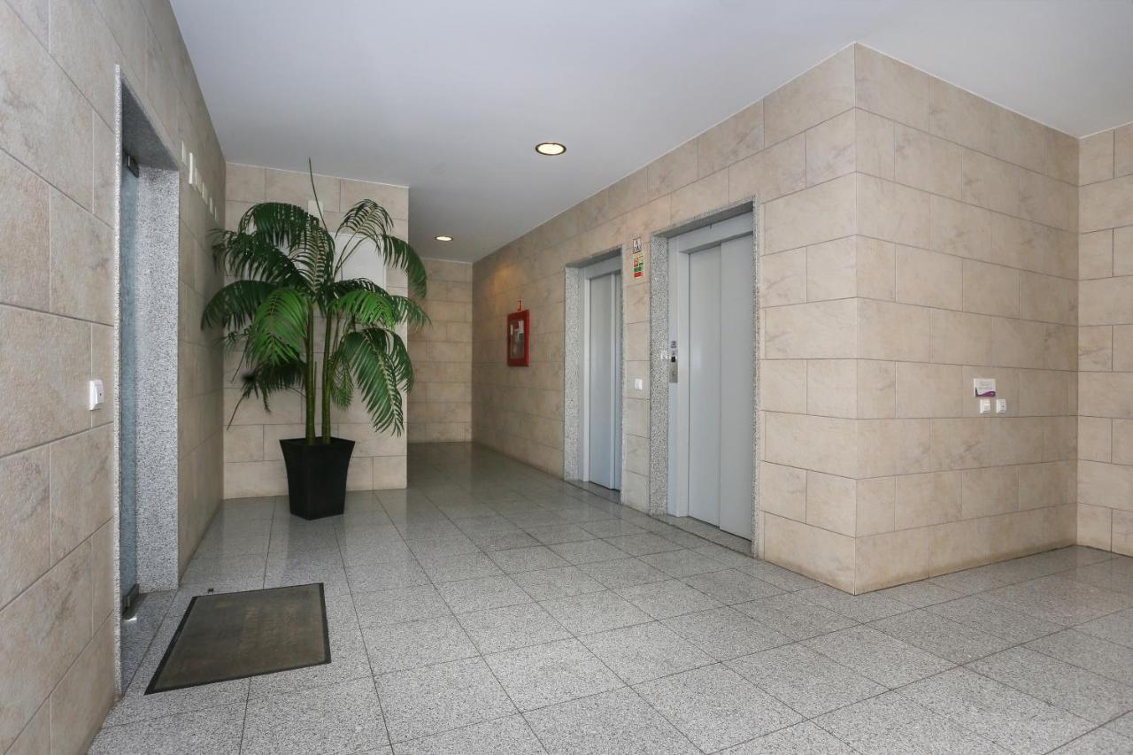 3 Bedroom Apartment With Indoor Pool Central Lagos Kültér fotó