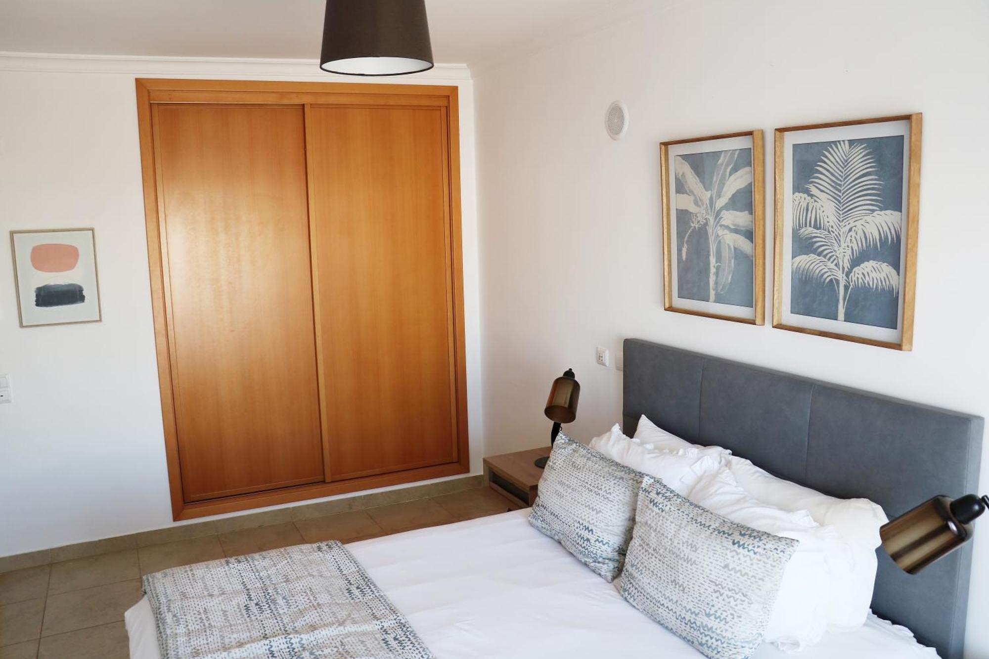 3 Bedroom Apartment With Indoor Pool Central Lagos Kültér fotó