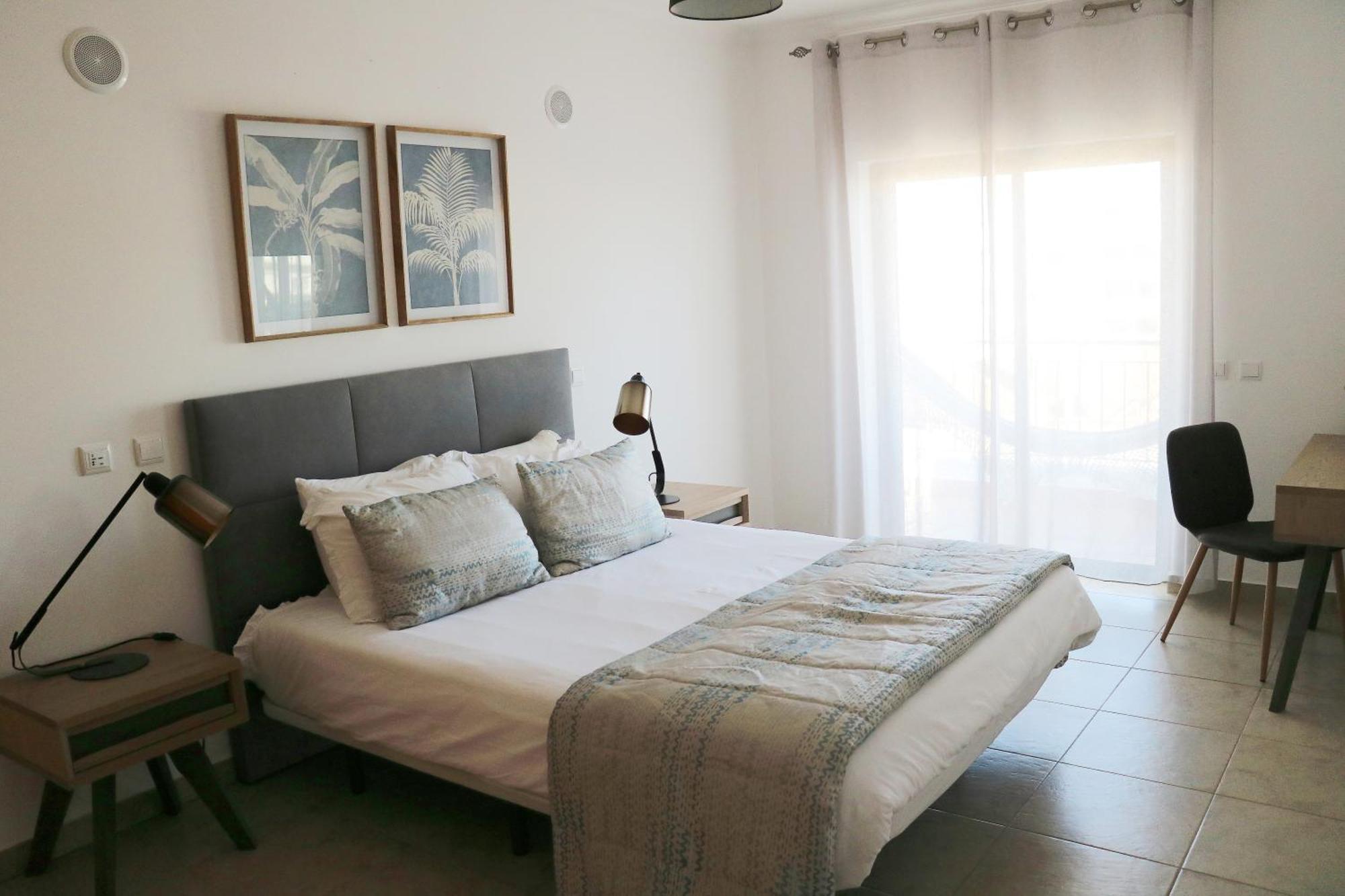 3 Bedroom Apartment With Indoor Pool Central Lagos Kültér fotó