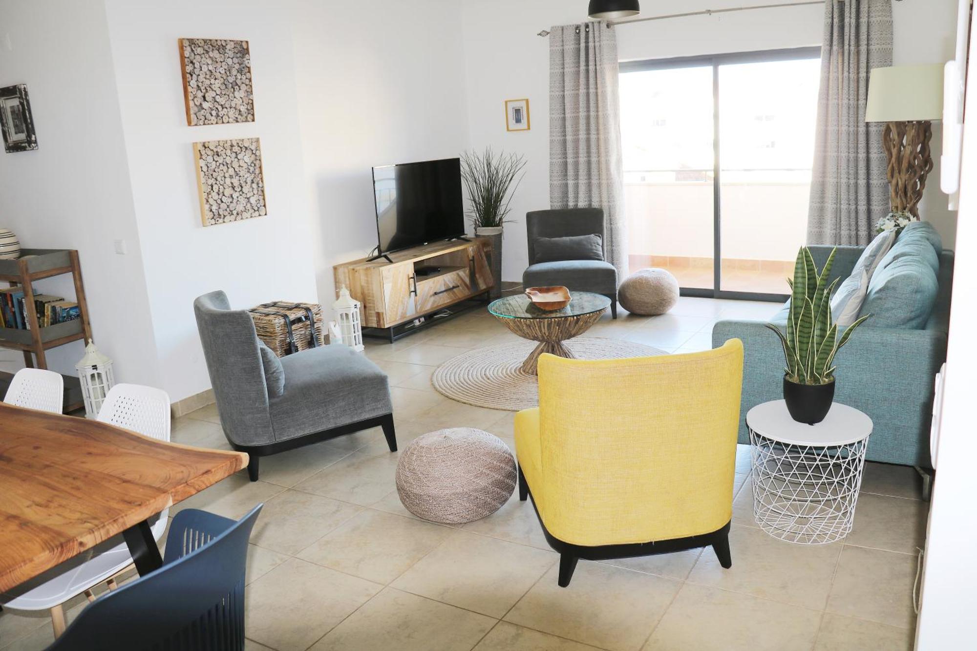 3 Bedroom Apartment With Indoor Pool Central Lagos Kültér fotó